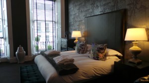 Edinburgh Hotel Nira Caledonian Zimmer romantisch