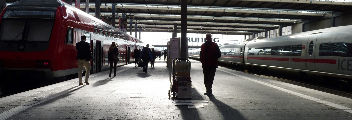 Ob im ICE oder im Regionalexpress: In den Zügen der Deutschen Bahn bleibt so allerlei liegen. 