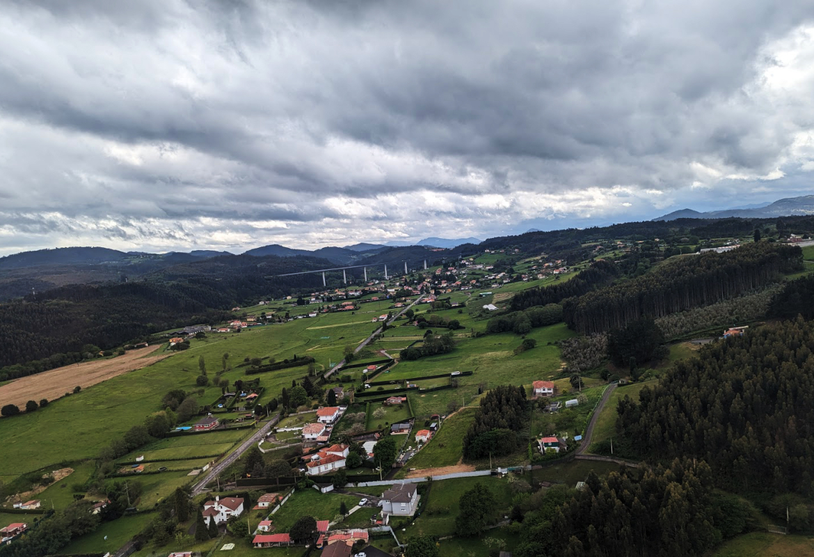 Dunkle Wolken über Asturien